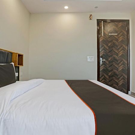 Townhouse Vip Grand Ξενοδοχείο Δελχί Εξωτερικό φωτογραφία