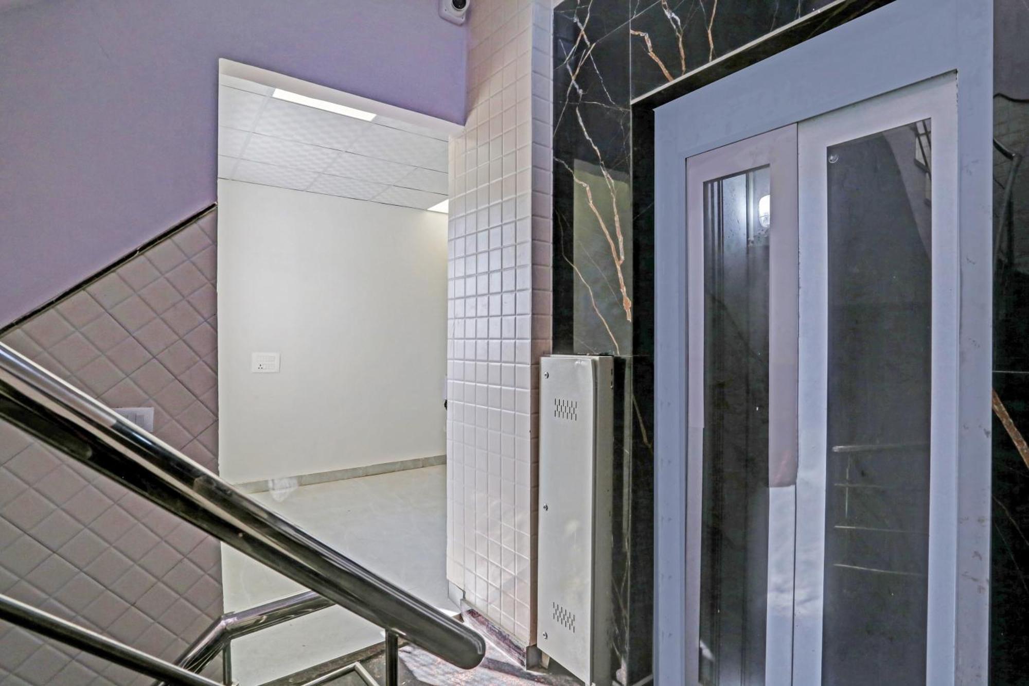 Townhouse Vip Grand Ξενοδοχείο Δελχί Εξωτερικό φωτογραφία
